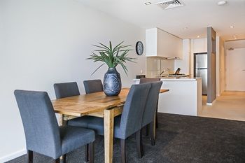 Melbourne Holiday Apartments Flinders Wharf - Accommodation NT 43