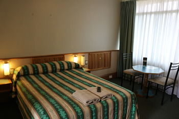 The Hermitage Motel - Accommodation NT 4