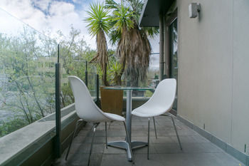 Comfy Kew Apartments - Accommodation Adelaide