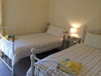 Australian Home Away At East Doncaster - Accommodation NT 2