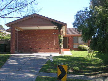 Australian Home Away At East Doncaster - thumb 12