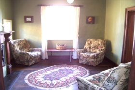 Blossoms Cottage - Dalby Accommodation 0