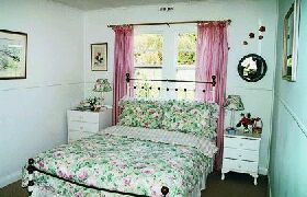 Green Valley Homestead - Coogee Beach Accommodation 0