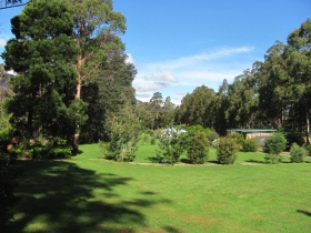 Rivers Edge Wilderness Camping - Accommodation Sydney 0