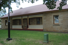 Christopher Hall's Colonial Accommodation - Grafton Accommodation 1