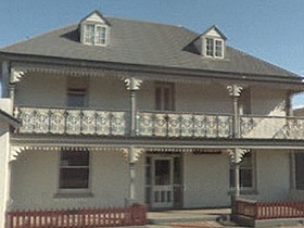 Gray's Hotel - Accommodation in Bendigo