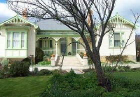 Mayfield Manor - Redcliffe Tourism