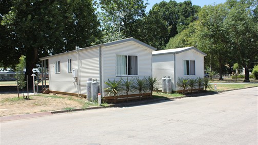 Myrtleford Holiday Park - Coogee Beach Accommodation