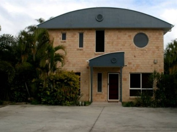 Beach House Redcliffe - Accommodation Sydney