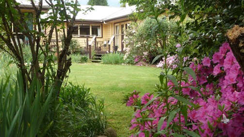 Annie's Garden Retreat - Accommodation Sydney 1