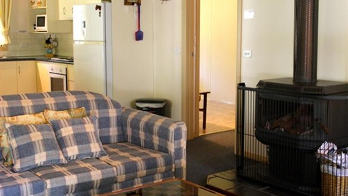 Camellia Lodge - Accommodation Sydney 5