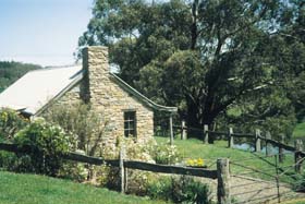 Adelaide Hills Country Cottages - Gum Tree Cottage - thumb 0