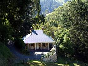 Bishops Adelaide Hills - Henry's - Accommodation in Surfers Paradise