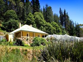 Bishops Adelaide Hills - Willow Cottage - Accommodation in Surfers Paradise