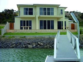 Grandview House Port Vincent Marina - Hervey Bay Accommodation 0