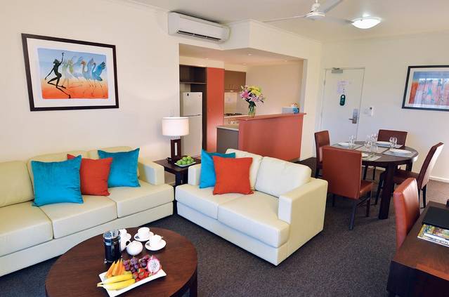 Advance Serviced Apartments - Accommodation NT