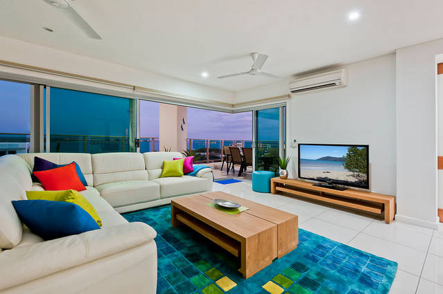 Beachlife Sea Breeze Luxury  Apartment Harbour Views - Accommodation NT