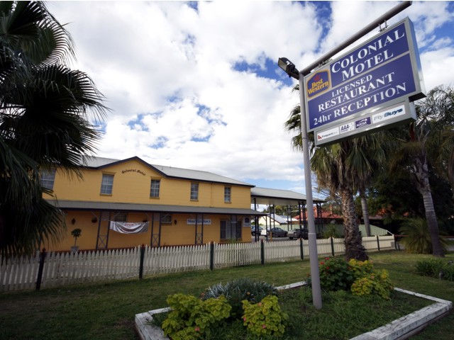 Colonial Motel - Accommodation Rockhampton