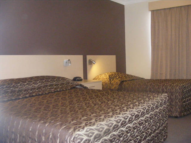 Econo Lodge Moree Spa Motor Inn - Accommodation Resorts