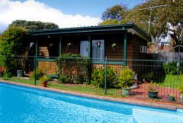 Jay - Jay's Cottage B  B - Townsville Tourism