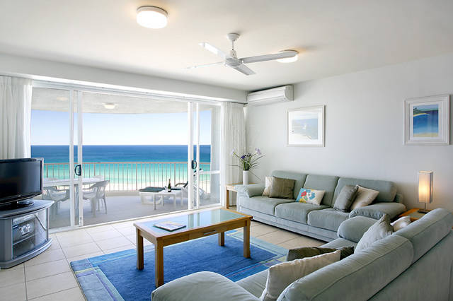 La Mer Sunshine Beachfront Apartments - Grafton Accommodation