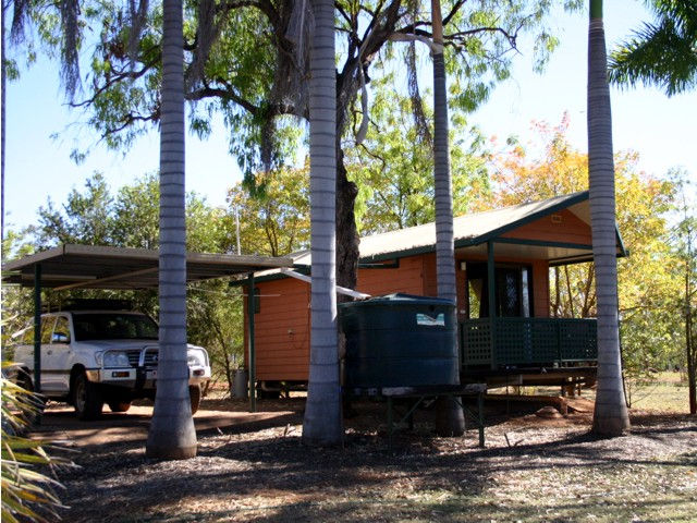 Mataranka Cabins  Camping - Carnarvon Accommodation