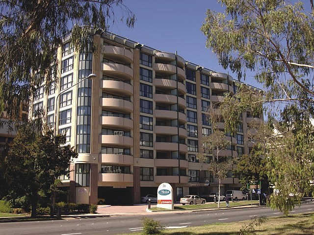 Medina Serviced Apartments Canberra, James Court - thumb 1