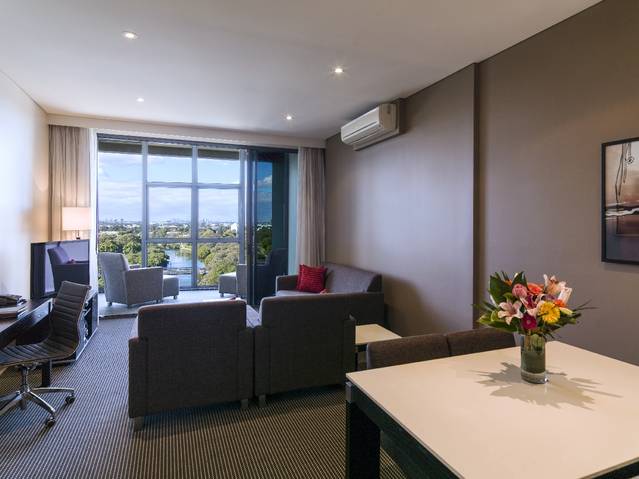 Meriton Serviced Apartments Parramatta - thumb 2