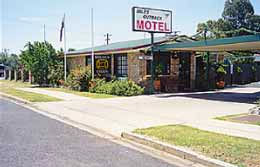 Miles Outback Motel - thumb 1