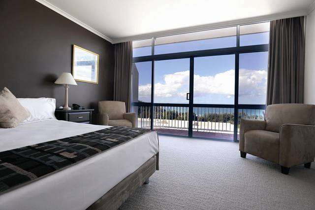 Opal Cove Resort - Accommodation Redcliffe