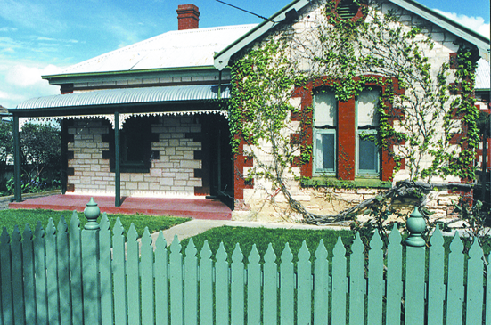 Smith Street Villa Naracoorte Cottages - Accommodation Gladstone