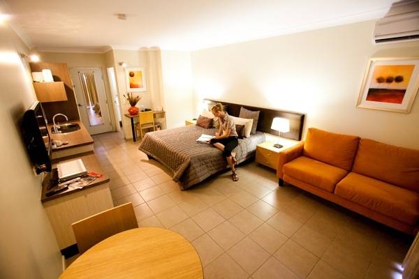 Spinifex Motel & Serviced Apartments - thumb 0