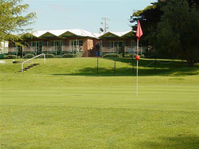 Tenterfield Golf Club And Fairways Lodge - thumb 1