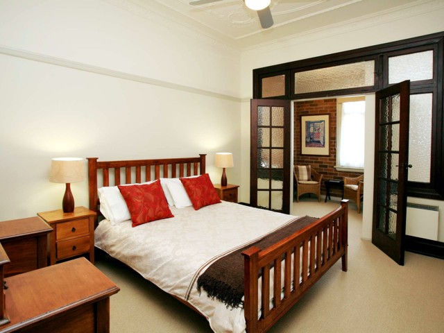 The Bank Guesthouse - Tourism Canberra