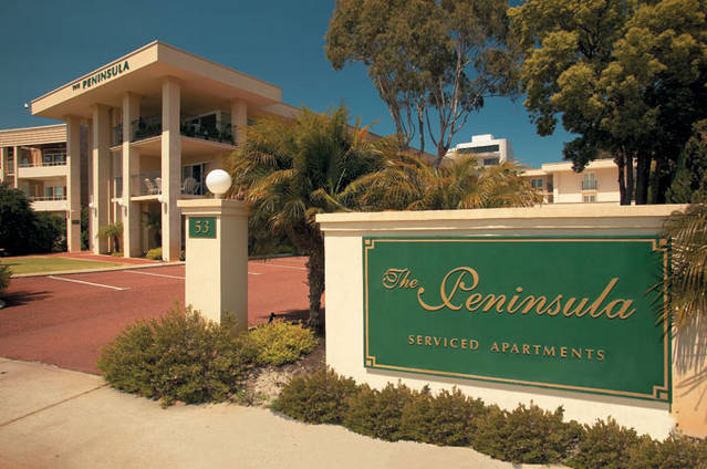 The Peninsula - Riverside Serviced Apartments - Surfers Gold Coast