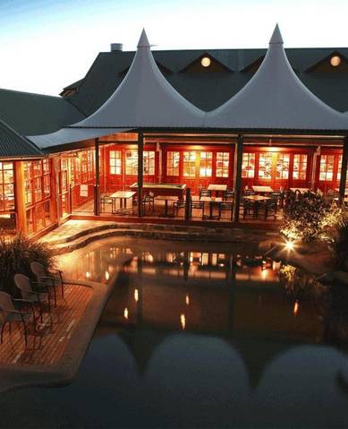 Tinaroo Lake Resort - Holiday Apartments - thumb 10