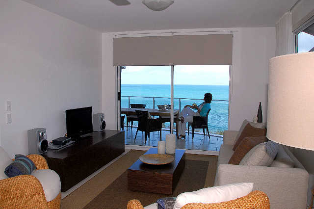 Tingeera Luxury Beachfront Apartments - thumb 4