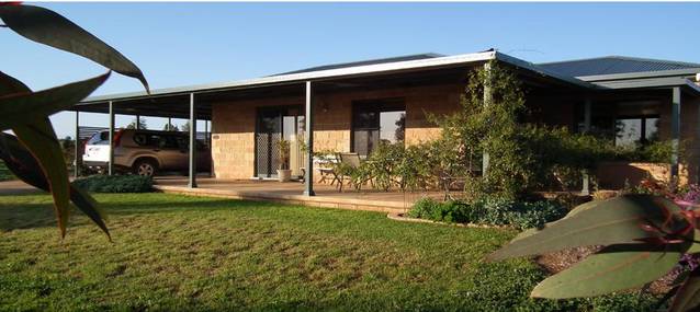 Welcome Cottage Executive Serviced Accommodation - Accommodation in Bendigo