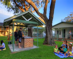 Mandalay Holiday Resort And Tourist Park - Coogee Beach Accommodation 1