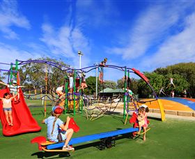 Mandalay Holiday Resort And Tourist Park - Coogee Beach Accommodation 3