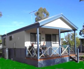 Pinjarra Cabins and Caravan Park - Accommodation Nelson Bay