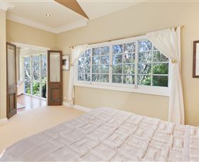 Blue Mountains Home - Lismore Accommodation 7