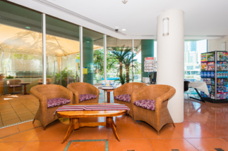 The Emerald Surfers Paradise - Accommodation QLD 2