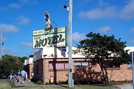 Jackie Howe Motel - Accommodation Sunshine Coast