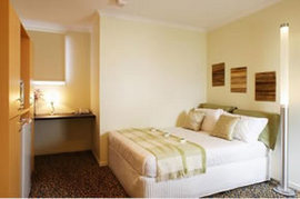 Snooze Inn - Accommodation Resorts