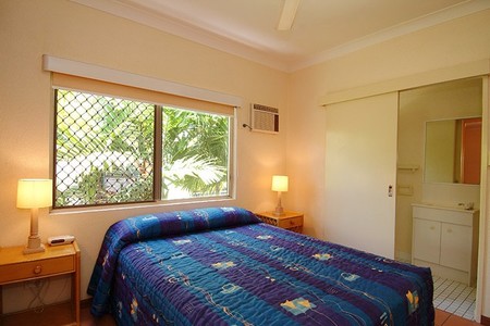 Royal Palm Villas - Grafton Accommodation 1