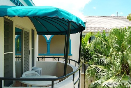 Royal Palm Villas - Accommodation QLD 3