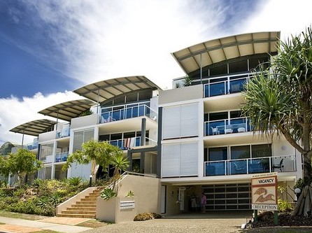 Aqua Promenade Beachfront Apartments - Hervey Bay Accommodation 0