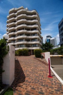 Barbados Apartments - Accommodation Gladstone 0