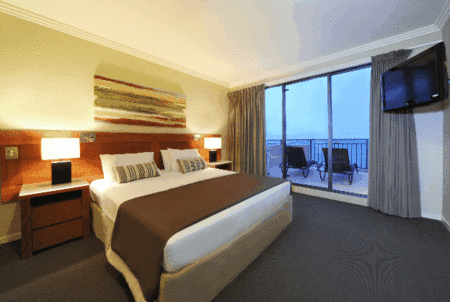 Pinnacles Resort And Spa - Accommodation QLD 2